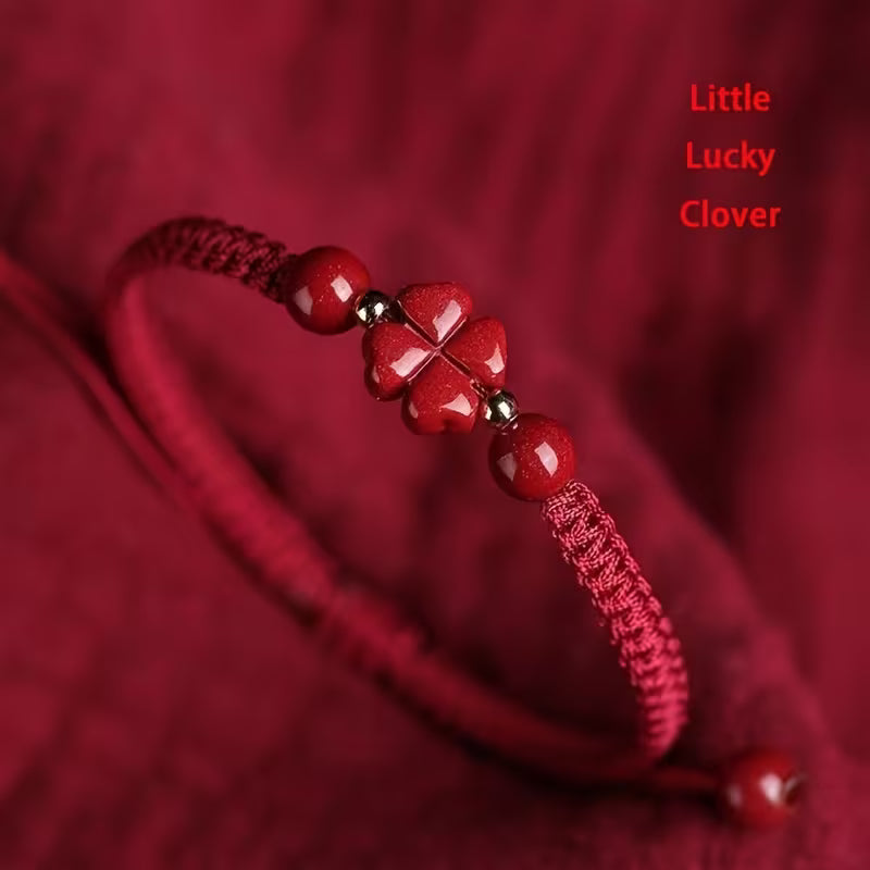Brazalete de Trebol Rojo
